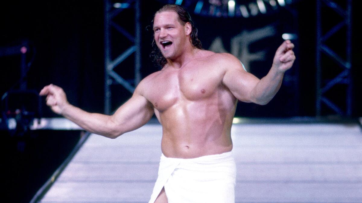 Val Venis makes his way to the ring to the thrill of none.